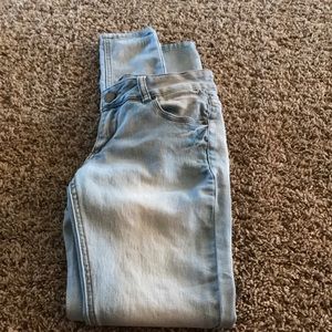 Rue 21 nwot 3/4 jeans